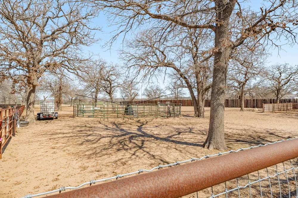 6363 E Fm 1188 Bluff Dale, TX 76433