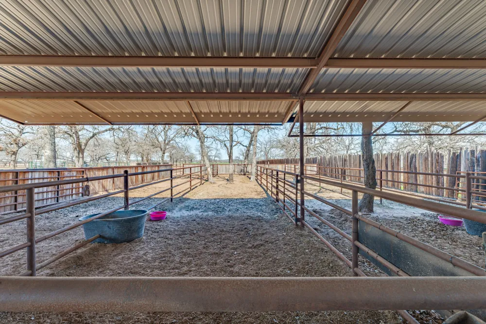 6363 E Fm 1188 Bluff Dale, TX 76433