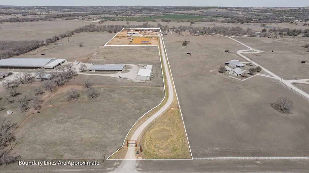 6363 E Fm 1188 Bluff Dale, TX 76433
