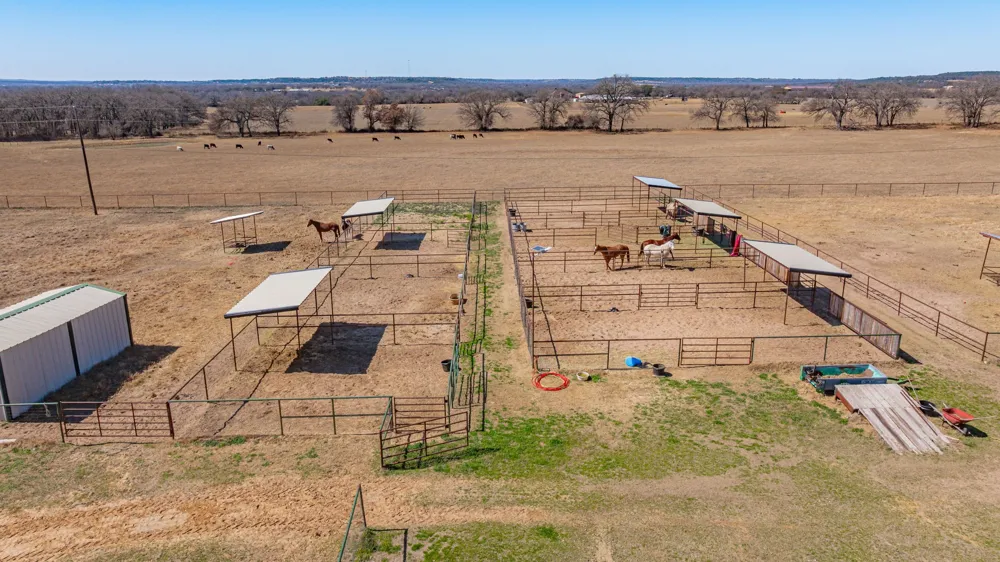 6363 E Fm 1188 Bluff Dale, TX 76433