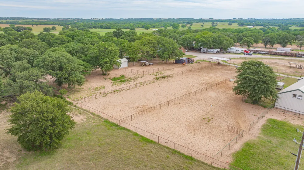 6363 E Fm 1188 Bluff Dale, TX 76433