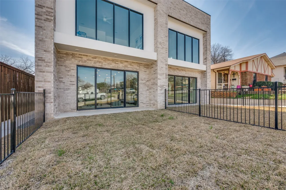3613 lafayette Fort Worth, TX 76107