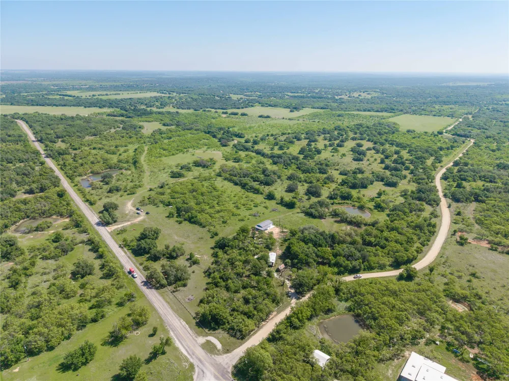 91 Co Rd 370 Carbon, TX 76435