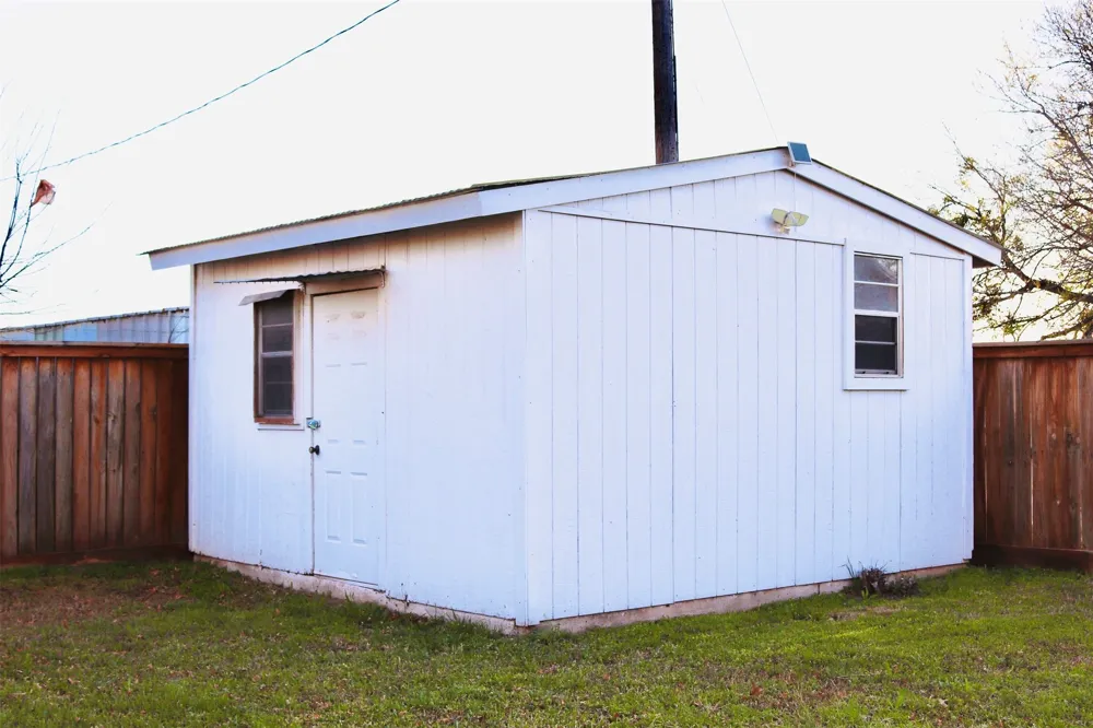 109 Novice Road Winters, TX 79567