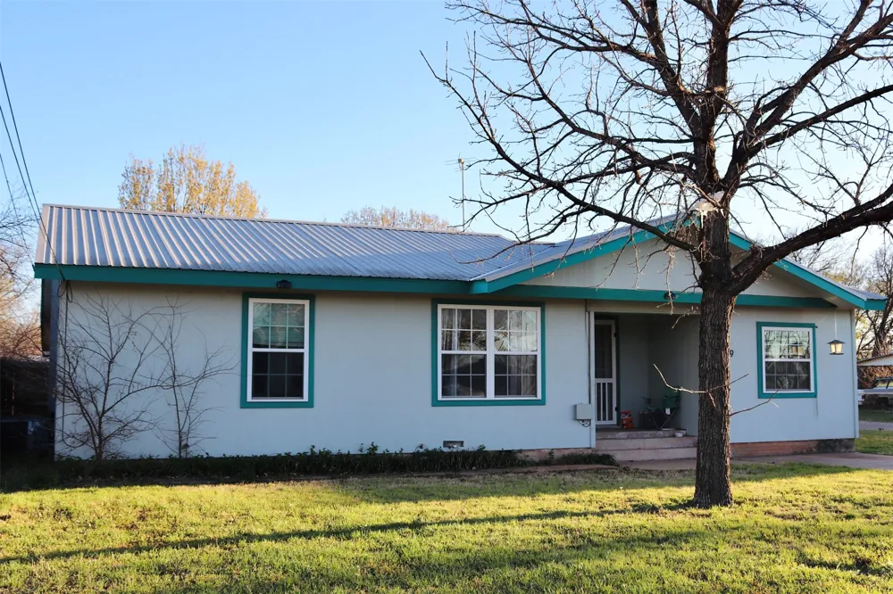 109 Novice Road Winters, TX 79567