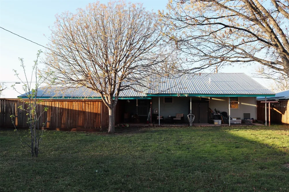 109 Novice Road Winters, TX 79567