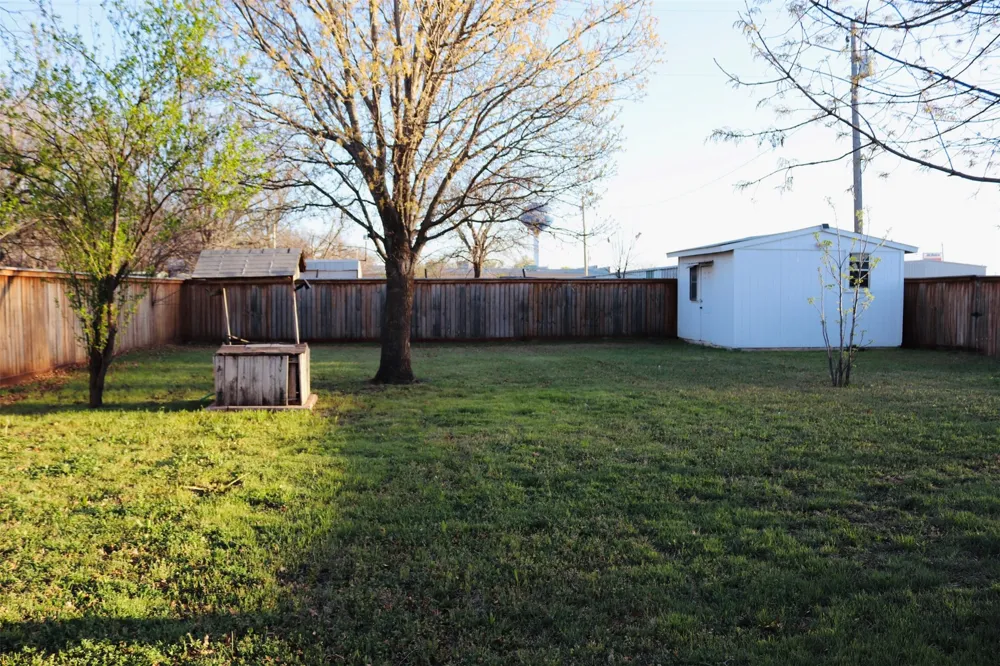 109 Novice Road Winters, TX 79567