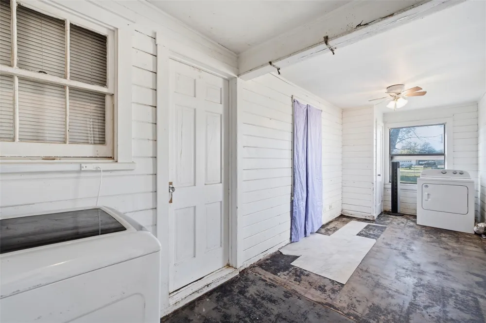 1503 W 10th Street McGregor, TX 76657