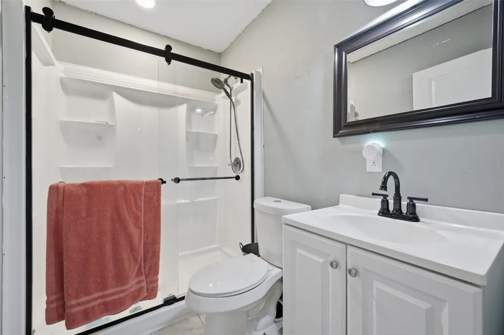 1503 W 10th Street McGregor, TX 76657