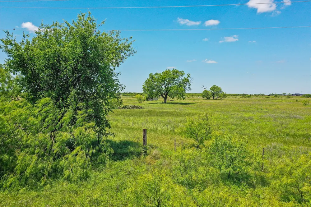 55 281 Highway Jacksboro, TX 76458