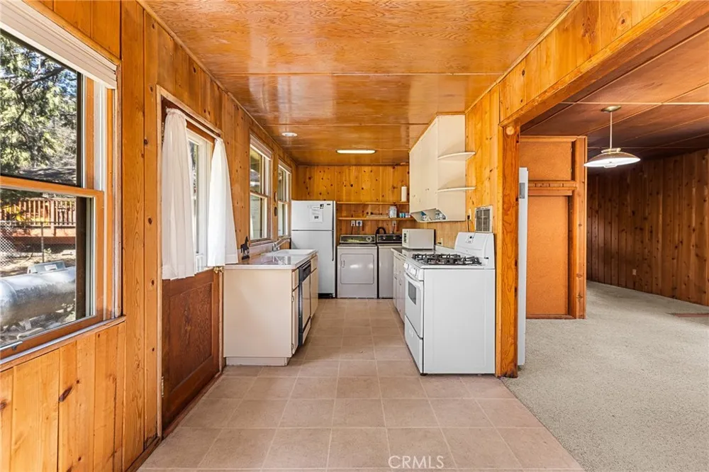 25455 Tahquitz Idyllwild, CA 92549