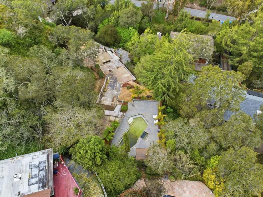 3035 Canyon Road Burlingame, CA 94010