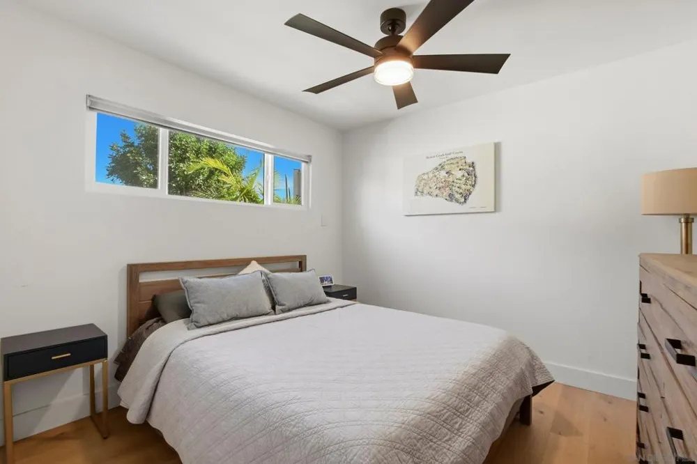 965 Home Ave Carlsbad, CA 92008