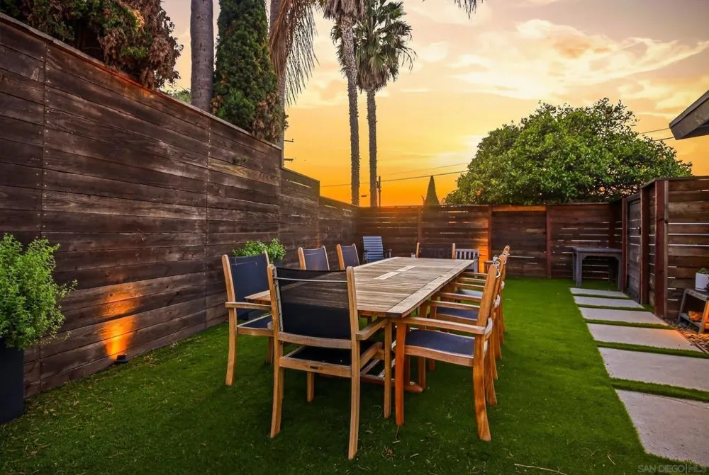 965 Home Ave Carlsbad, CA 92008