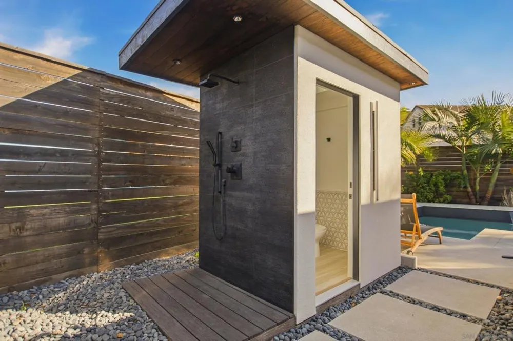 965 Home Ave Carlsbad, CA 92008