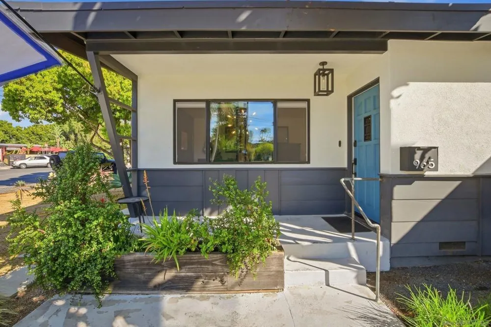 965 Home Ave Carlsbad, CA 92008