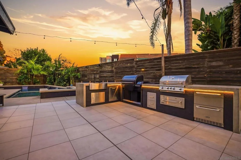 965 Home Ave Carlsbad, CA 92008