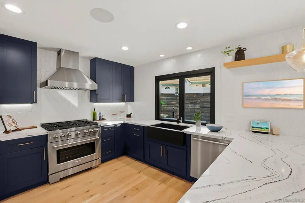 965 Home Ave Carlsbad, CA 92008