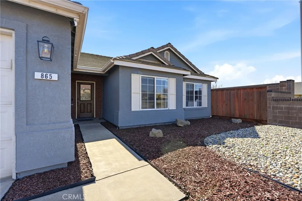 865 Avalon Drive Lemoore, CA 93245
