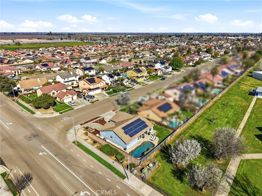 865 Avalon Drive Lemoore, CA 93245