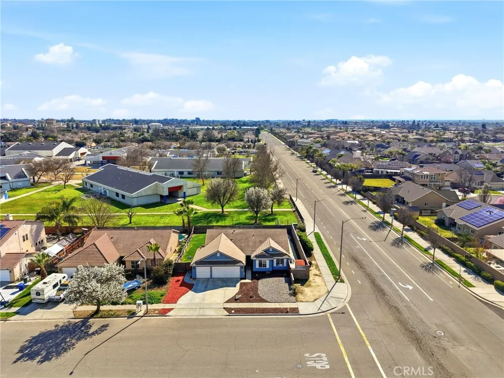 865 Avalon Drive Lemoore, CA 93245