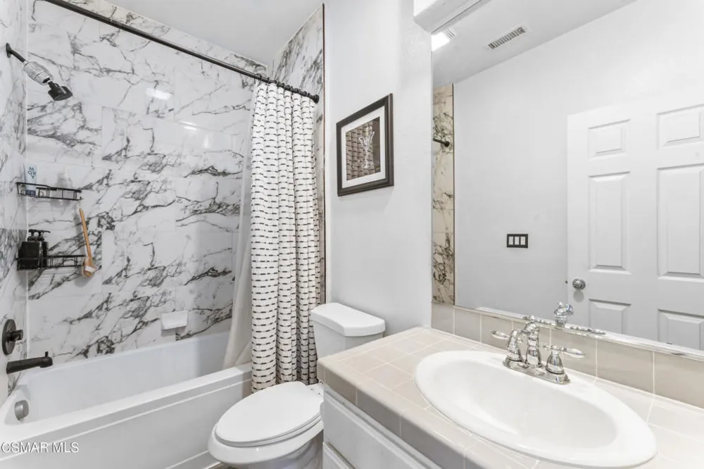28046 Serra Lane Valencia, CA 91355