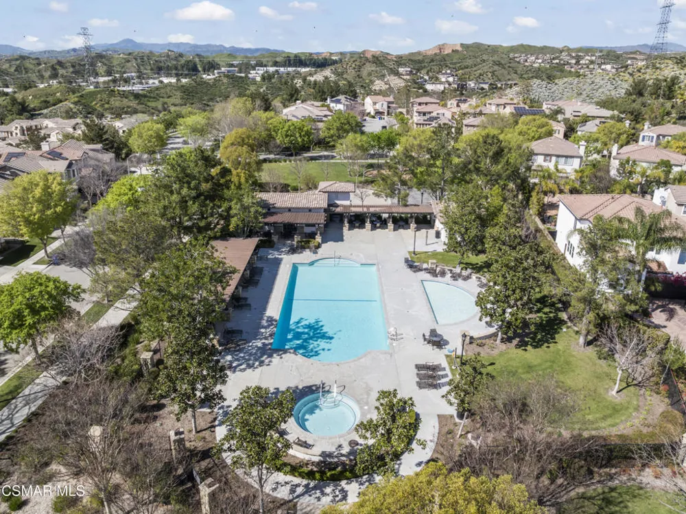 28046 Serra Lane Valencia, CA 91355