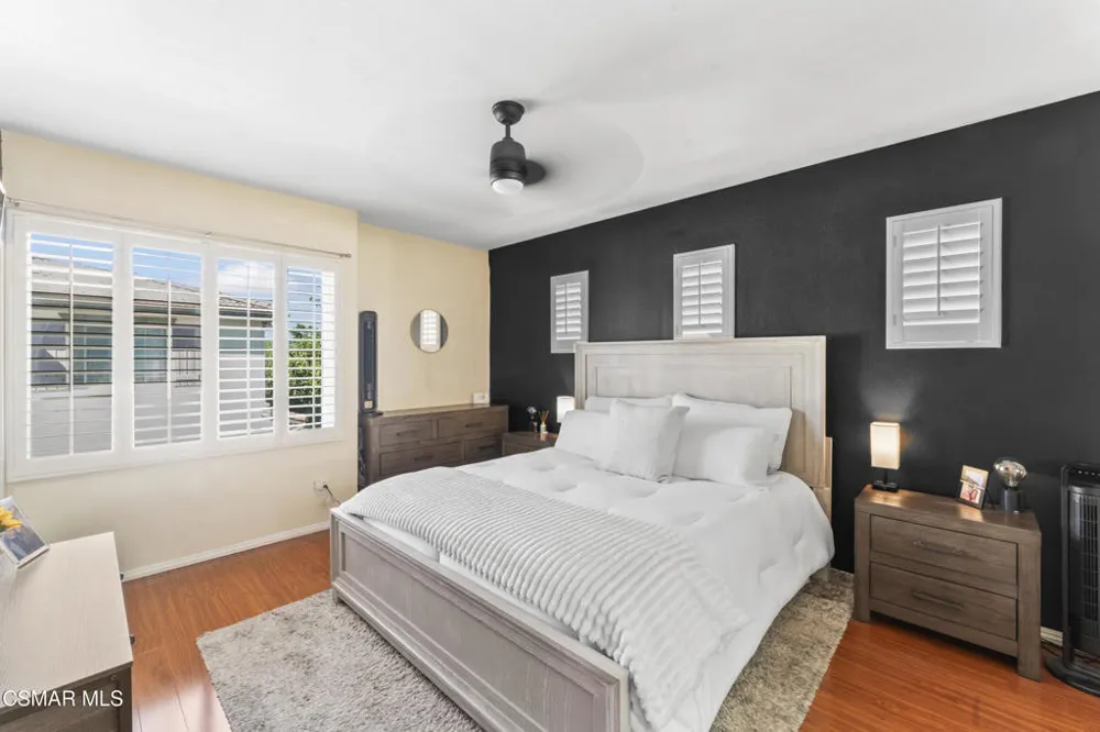 28046 Serra Lane Valencia, CA 91355