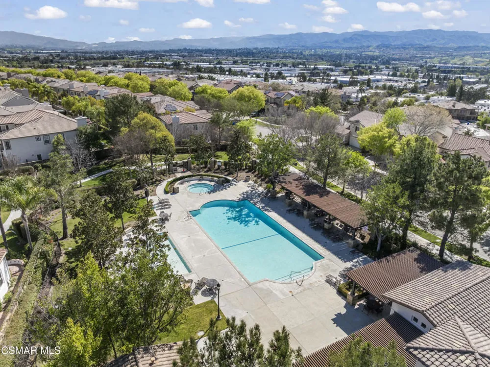 28046 Serra Lane Valencia, CA 91355