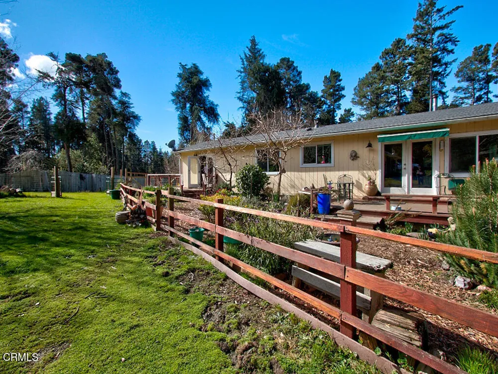 14100 Prairie Way Mendocino, CA 95460