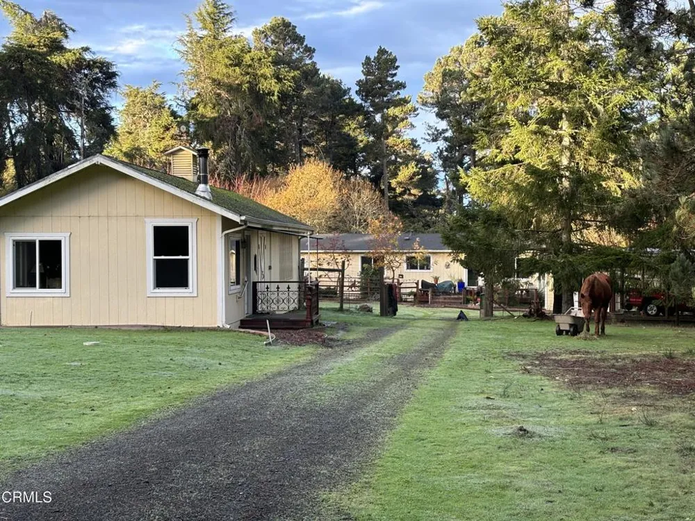 14100 Prairie Way Mendocino, CA 95460