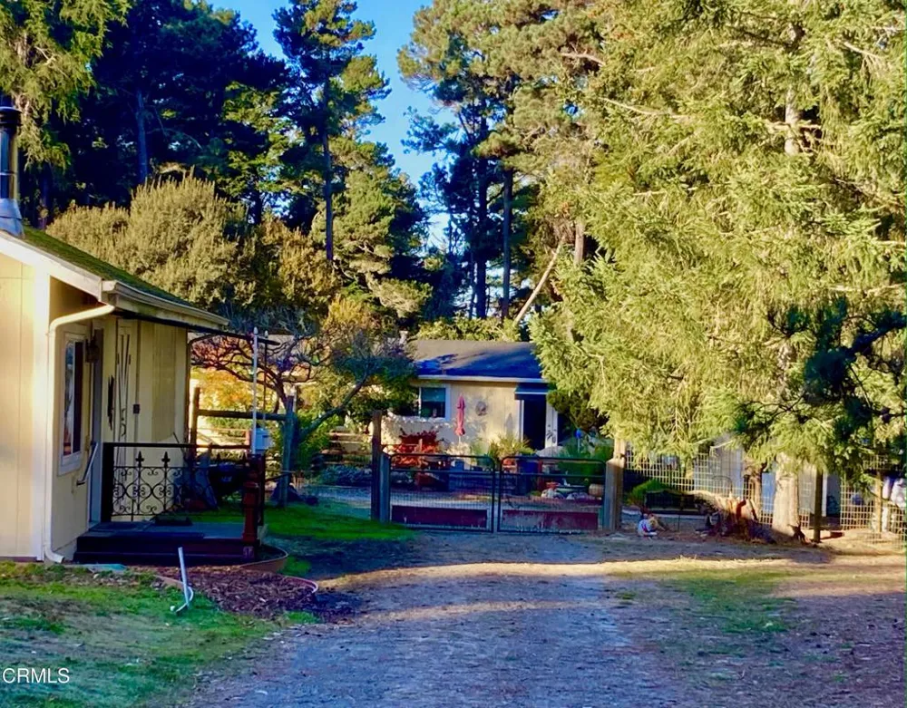 14100 Prairie Way Mendocino, CA 95460