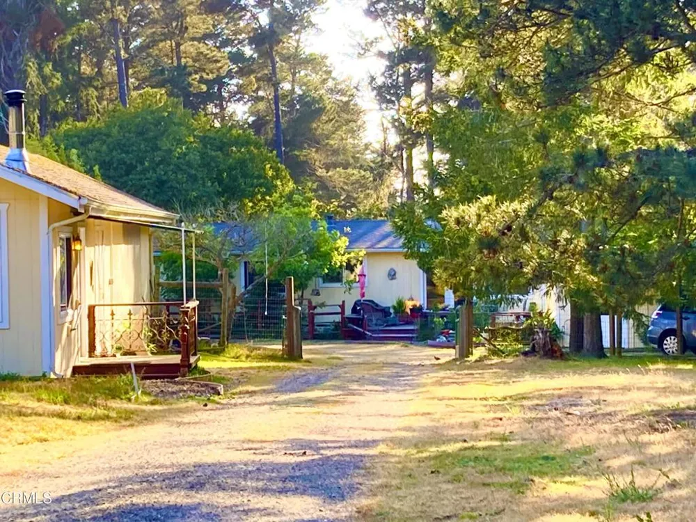 14100 Prairie Way Mendocino, CA 95460
