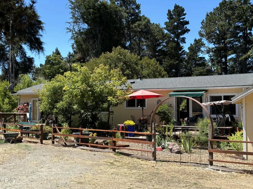 14100 Prairie Way Mendocino, CA 95460