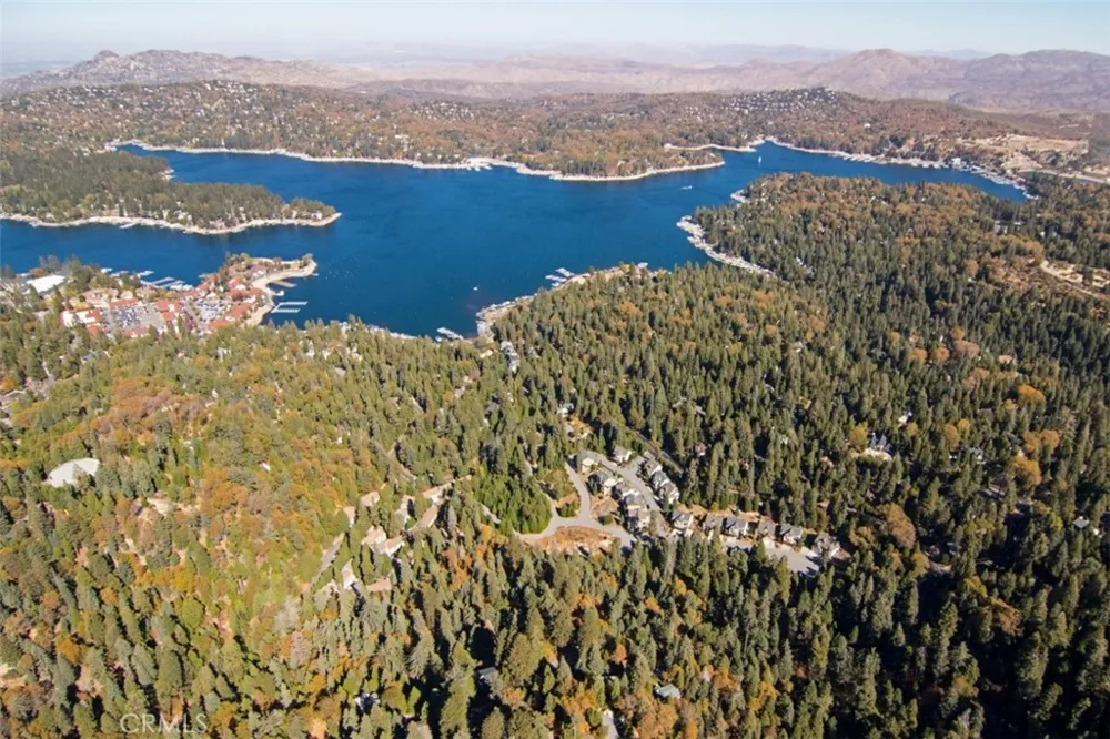 28432 Fresh Spring Lane Lake Arrowhead, CA 92352