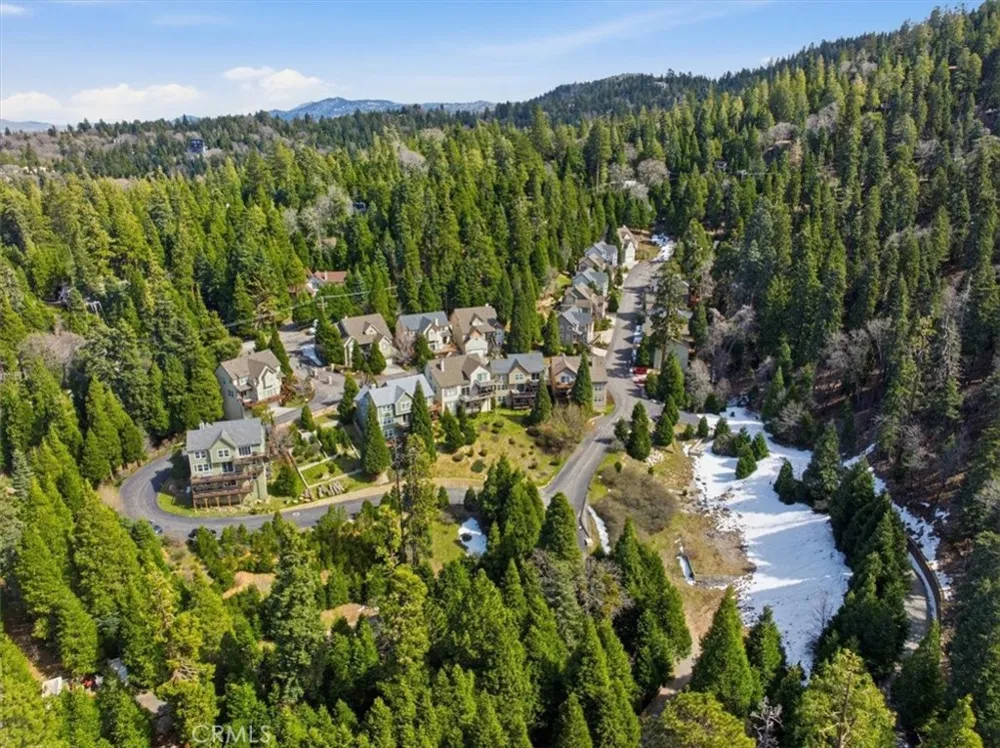 28432 Fresh Spring Lane Lake Arrowhead, CA 92352