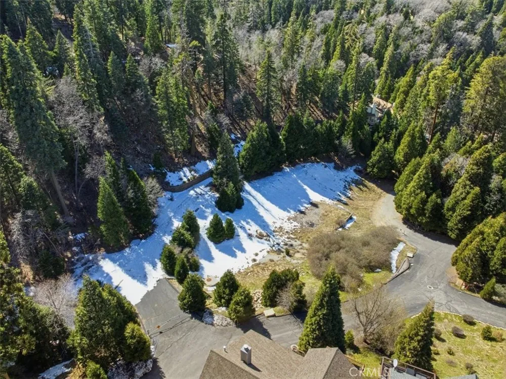 28432 Fresh Spring Lane Lake Arrowhead, CA 92352