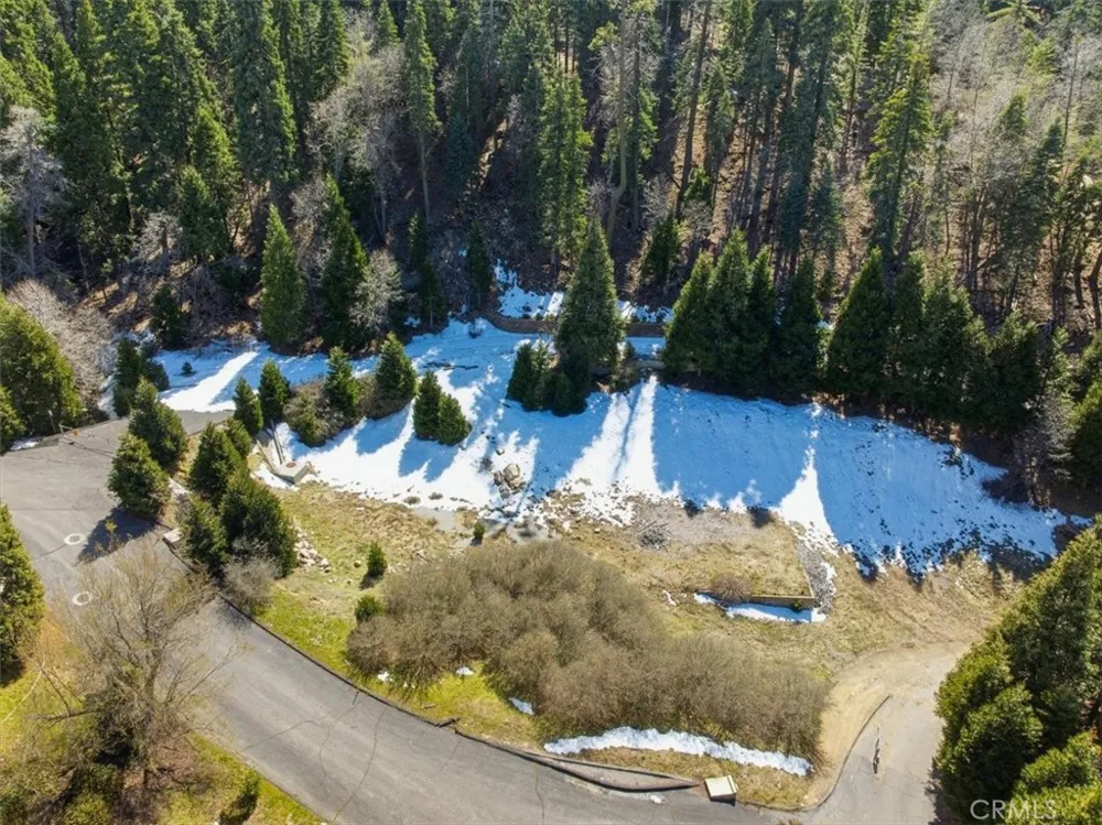 28432 Fresh Spring Lane Lake Arrowhead, CA 92352