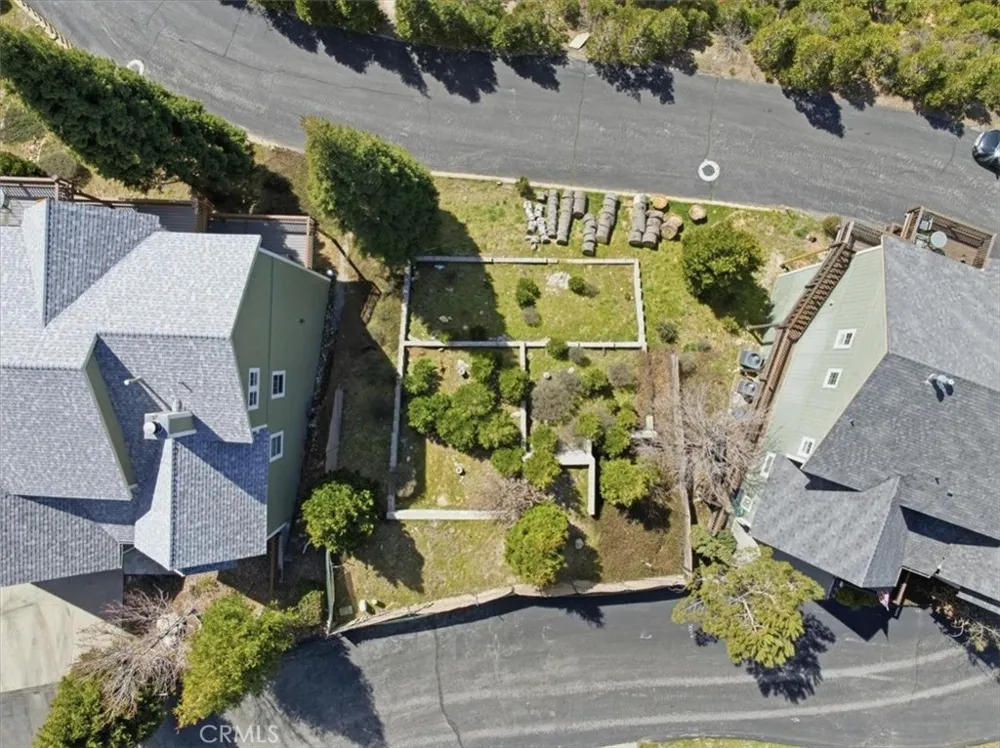 28432 Fresh Spring Lane Lake Arrowhead, CA 92352