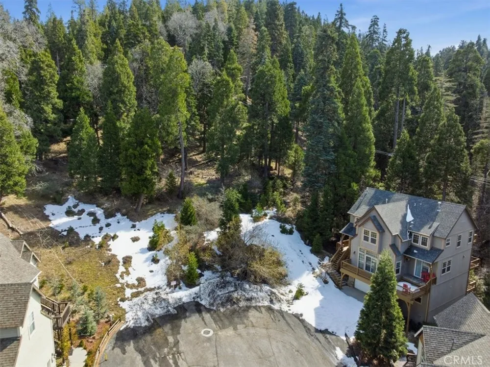 28432 Fresh Spring Lane Lake Arrowhead, CA 92352