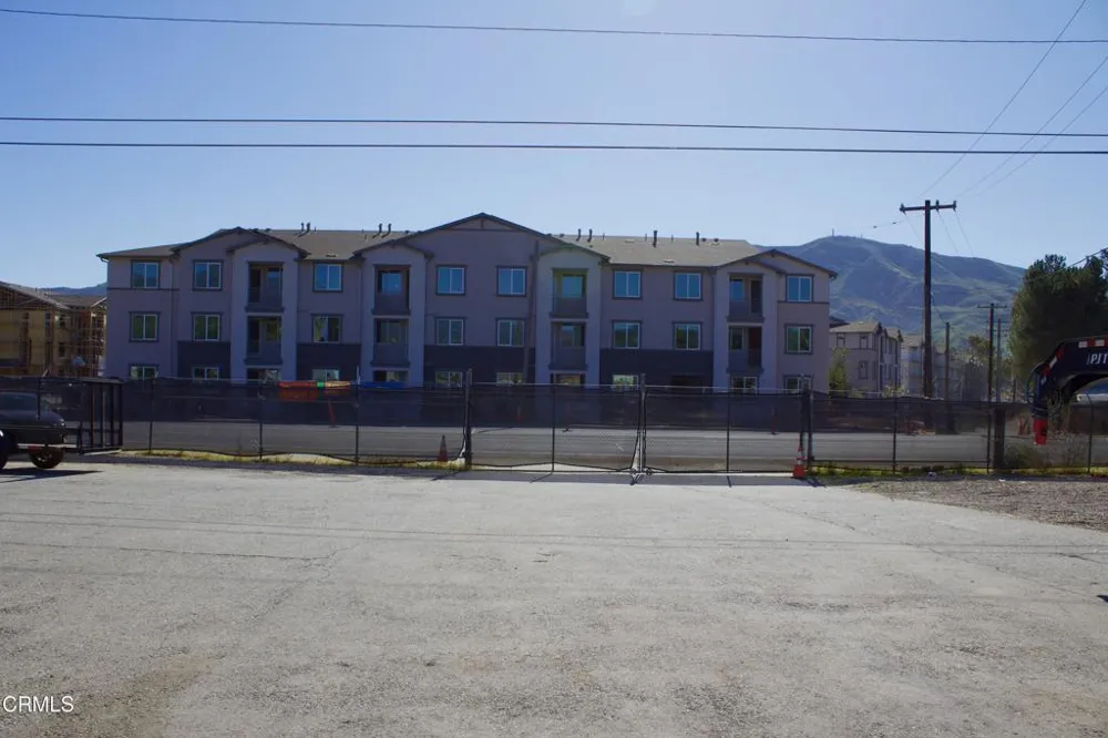 18021 E Telegraph Road Santa Paula, CA 93060