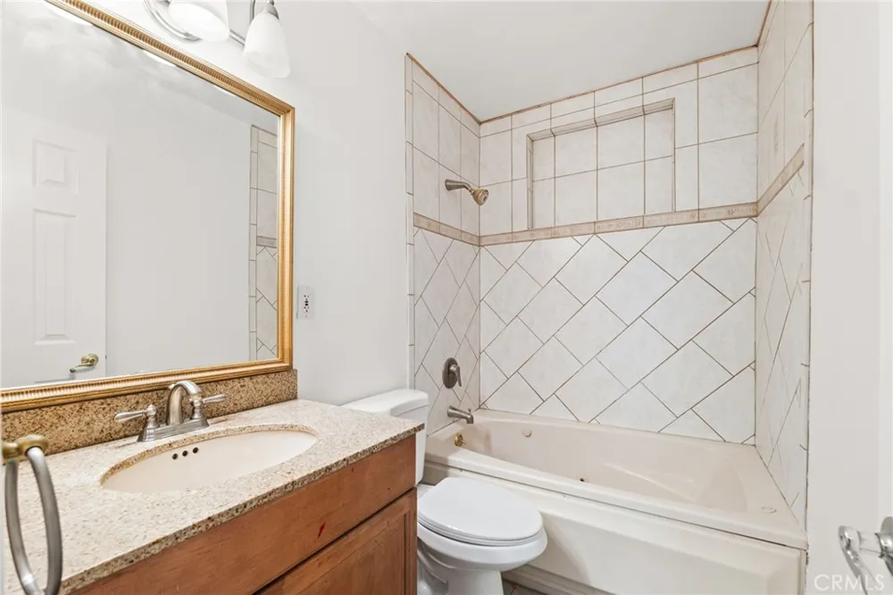 31686 Luring Pines Circle Running Springs, CA 92382