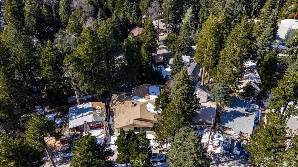 31686 Luring Pines Circle Running Springs, CA 92382