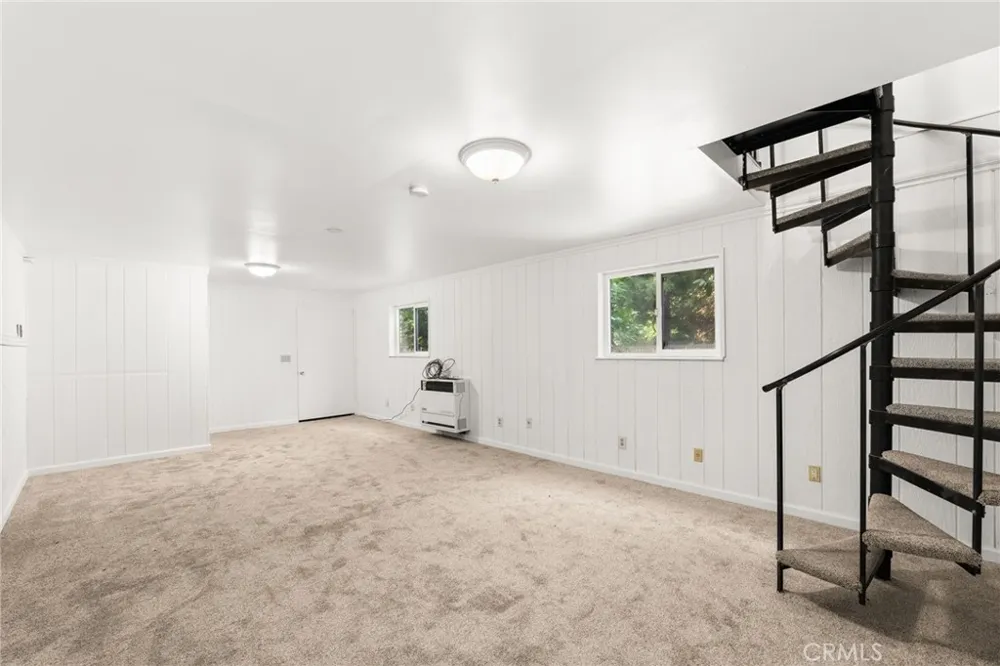 31686 Luring Pines Circle Running Springs, CA 92382