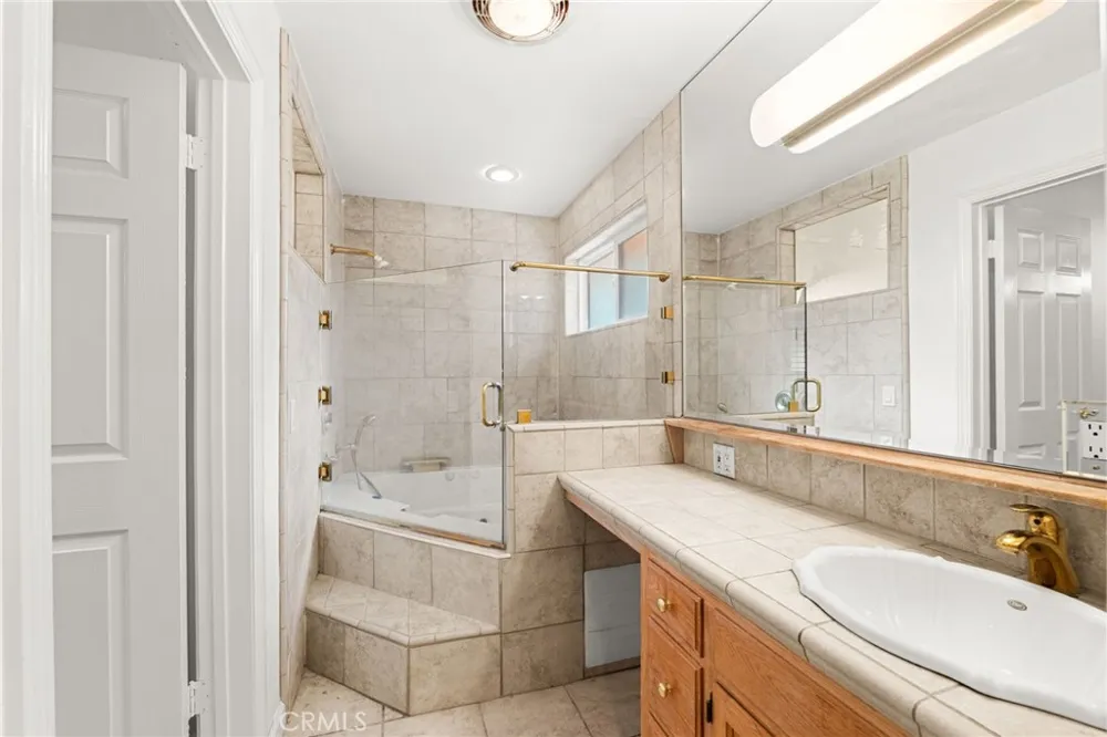 31686 Luring Pines Circle Running Springs, CA 92382