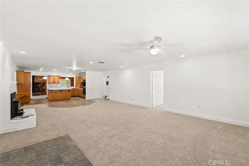 31686 Luring Pines Circle Running Springs, CA 92382