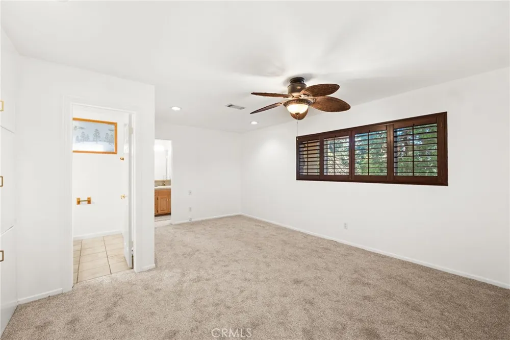 31686 Luring Pines Circle Running Springs, CA 92382