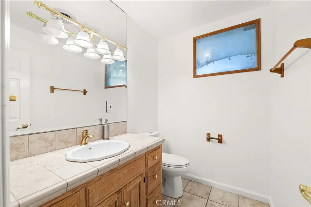31686 Luring Pines Circle Running Springs, CA 92382