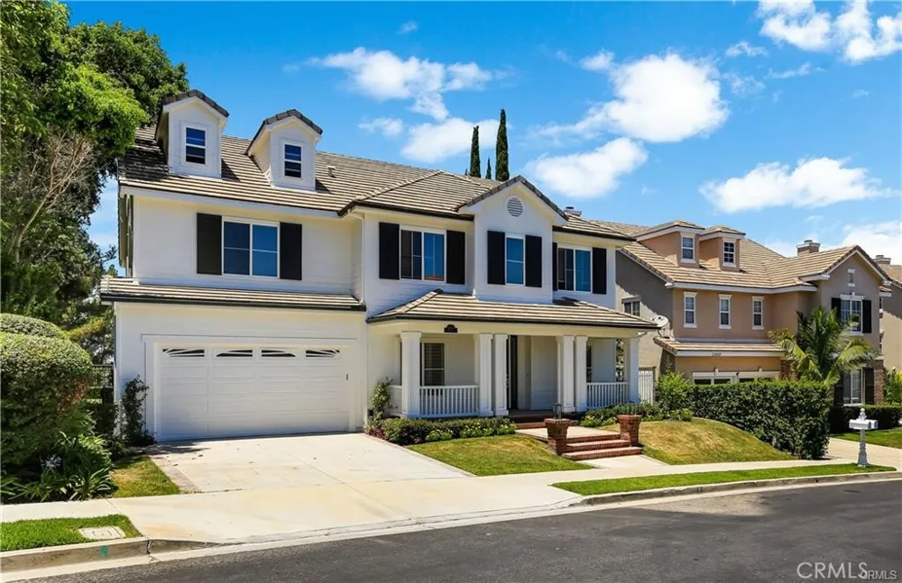 23679 Ridgeway Mission Viejo, CA 92692