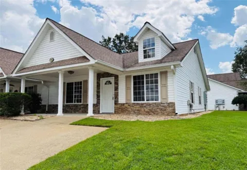 153 Crest Pointe